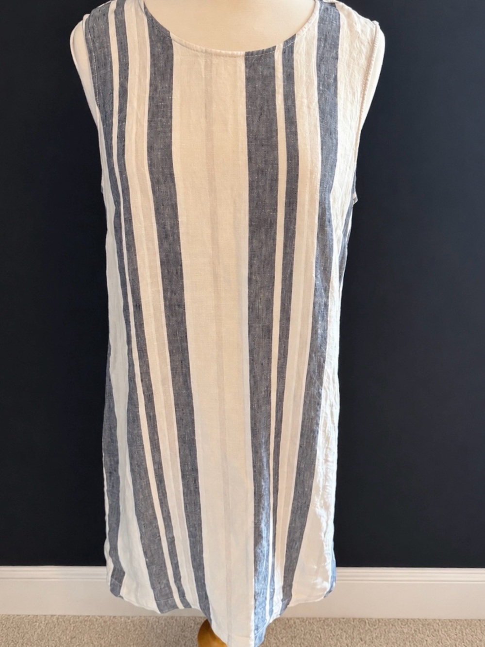 Artisan NY 100% linen Sleeveless Vertical Stripe Shift Dress - Blue & Cream
